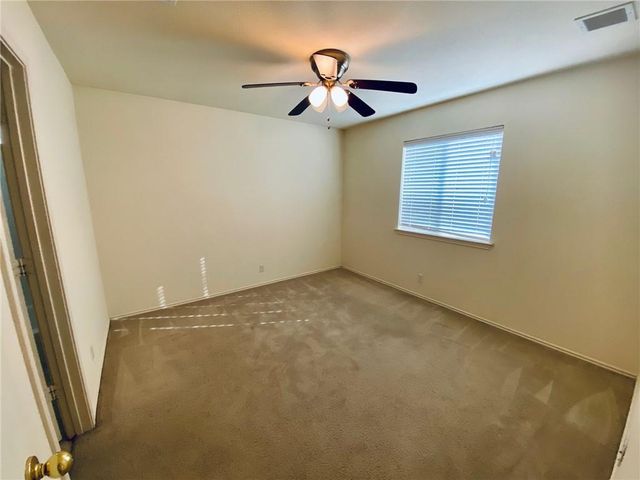 512 Celery LOOP, Austin, TX 78748