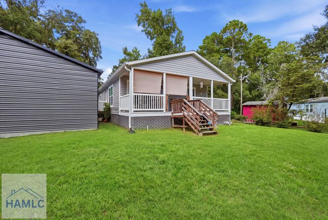 454 Pine Avenue, Midway, GA 31320
