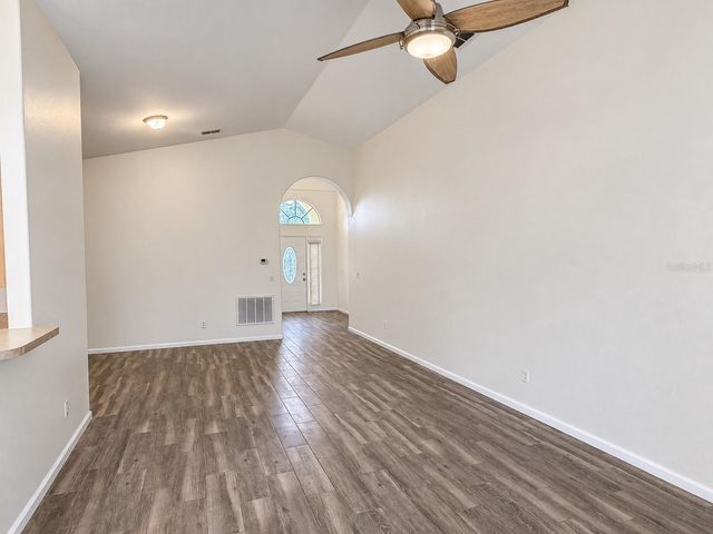 2813 MAYFLOWER LOOP, Clermont, FL 34714