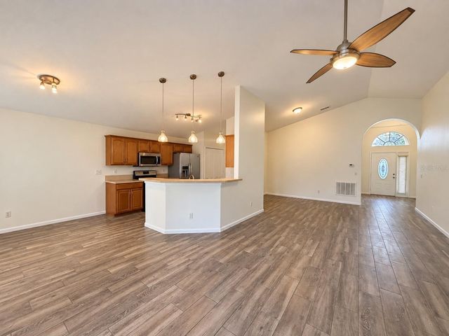 2813 MAYFLOWER LOOP, Clermont, FL 34714