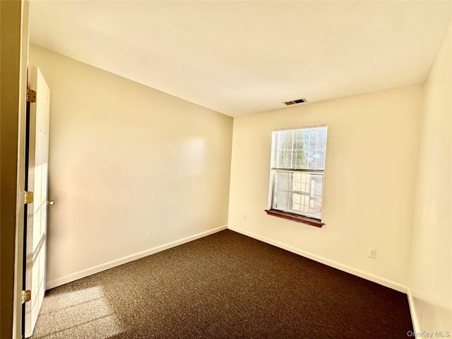 66 Creekside Circle, Spring Valley, NY 10977