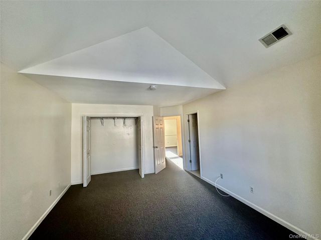 66 Creekside Circle, Spring Valley, NY 10977