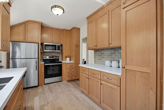 458 Key Blvd, Richmond, CA 94805