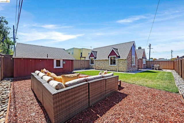 458 Key Blvd, Richmond, CA 94805