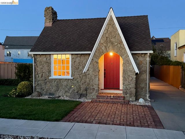 458 Key Blvd, Richmond, CA 94805