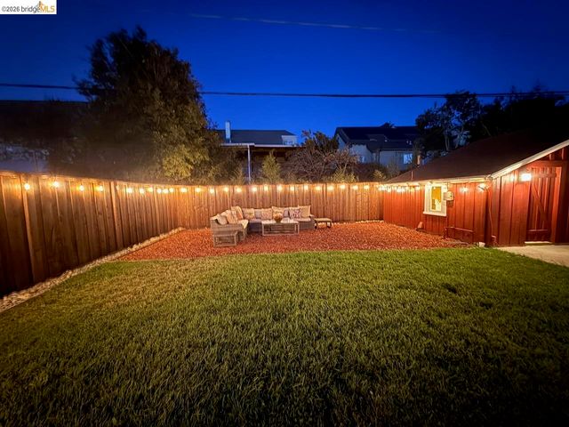 458 Key Blvd, Richmond, CA 94805