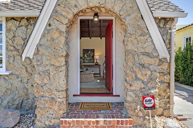 458 Key Blvd, Richmond, CA 94805