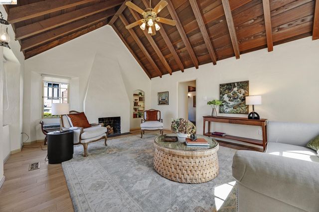 458 Key Blvd, Richmond, CA 94805