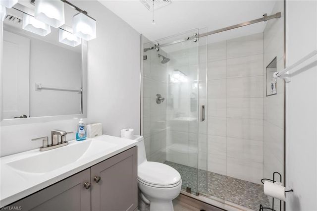 1100 Gulf Shore BLVD N 312, Naples, FL 34102