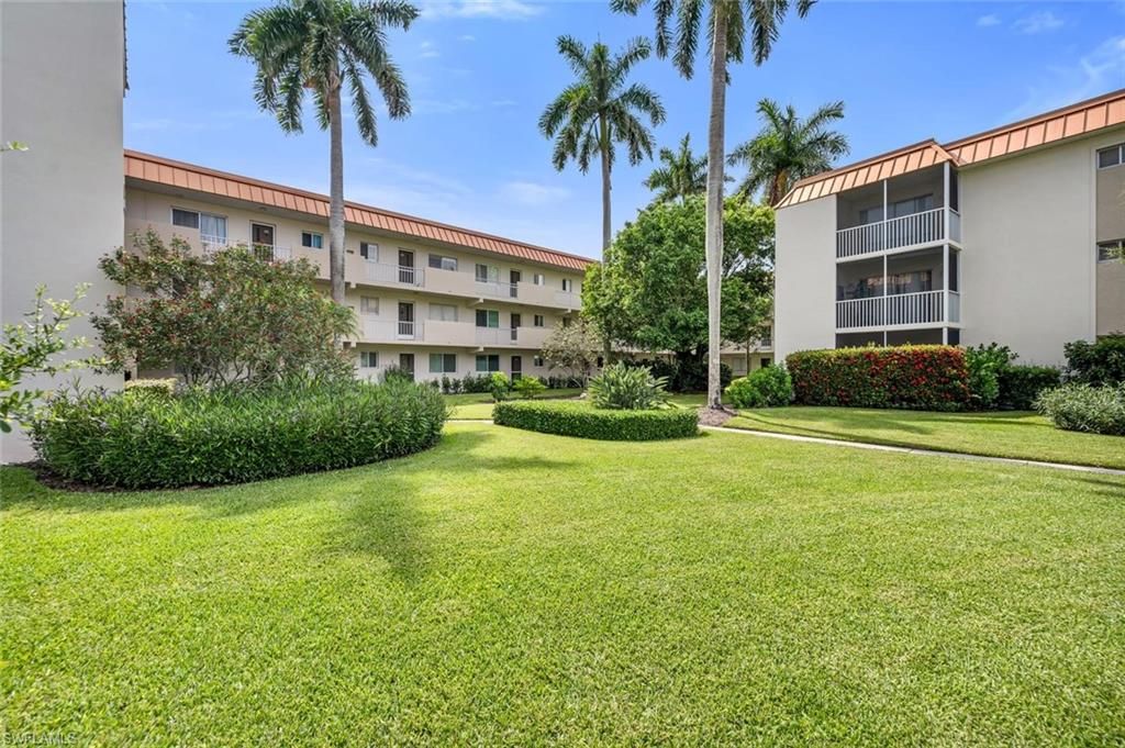 1100 Gulf Shore BLVD N 312, NAPLES, FL 34102 — photo 3