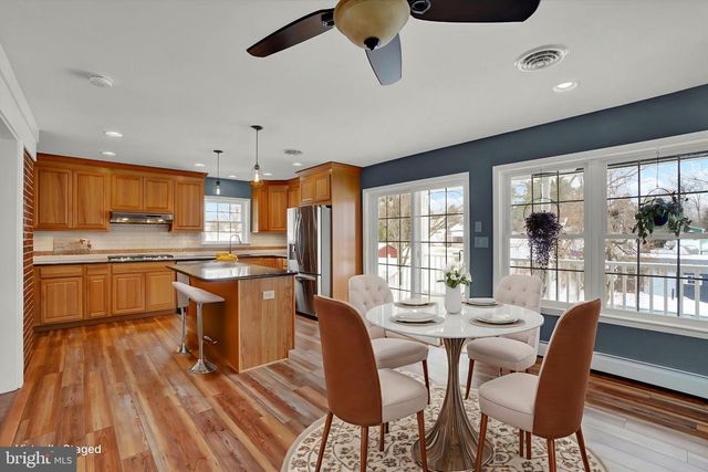 140 BOND ST, New Freedom, PA 17349