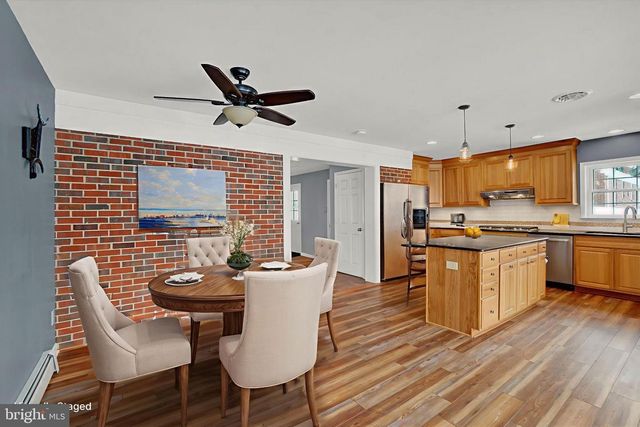 140 BOND ST, New Freedom, PA 17349