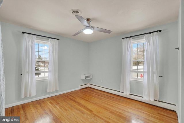 140 BOND ST, New Freedom, PA 17349