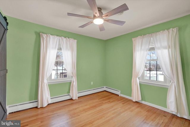 140 BOND ST, New Freedom, PA 17349