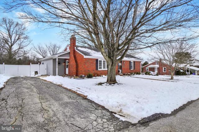 140 BOND ST, New Freedom, PA 17349