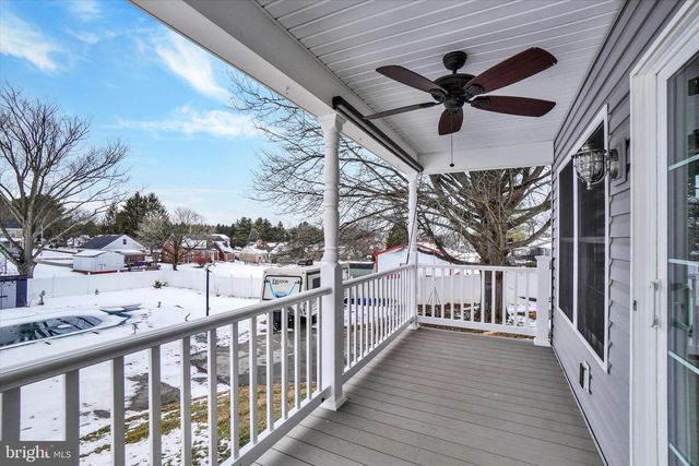 140 BOND ST, New Freedom, PA 17349