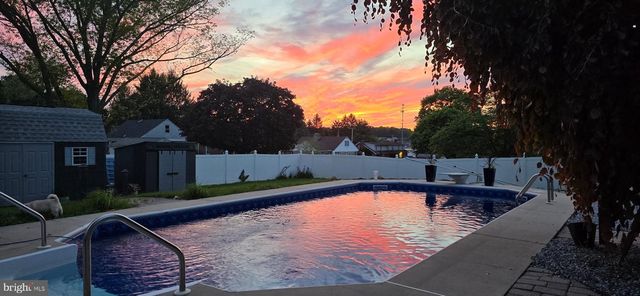 140 BOND ST, New Freedom, PA 17349