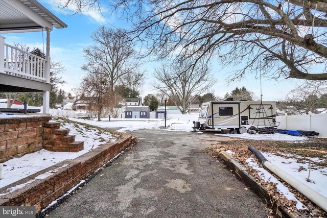 140 BOND ST, New Freedom, PA 17349