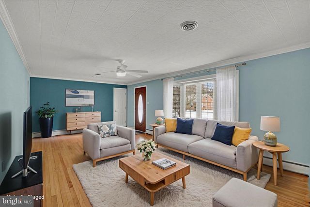 140 BOND ST, New Freedom, PA 17349