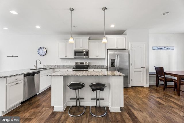 104 EAGLE CT, Ocean View, DE 19970