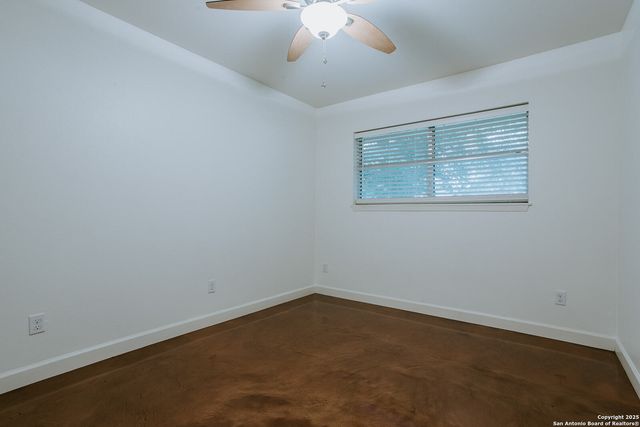 335 Sharon, Boerne, TX 78006