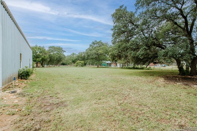 335 Sharon, Boerne, TX 78006