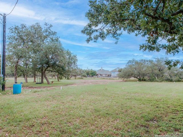 335 Sharon, Boerne, TX 78006