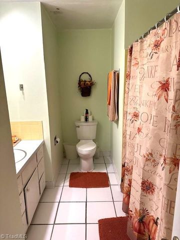 307 Brookview Circle, Jamestown, NC 27282