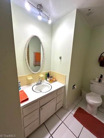 307 Brookview Circle, Jamestown, NC 27282