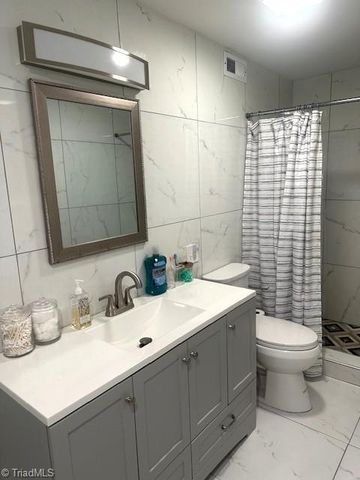 307 Brookview Circle, Jamestown, NC 27282