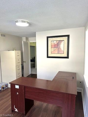 307 Brookview Circle, Jamestown, NC 27282