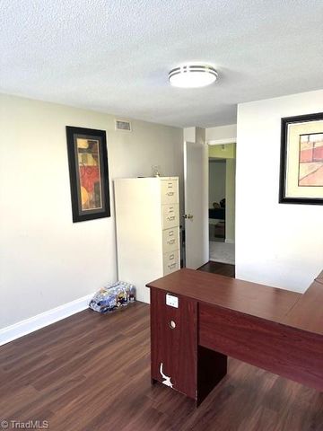 307 Brookview Circle, Jamestown, NC 27282