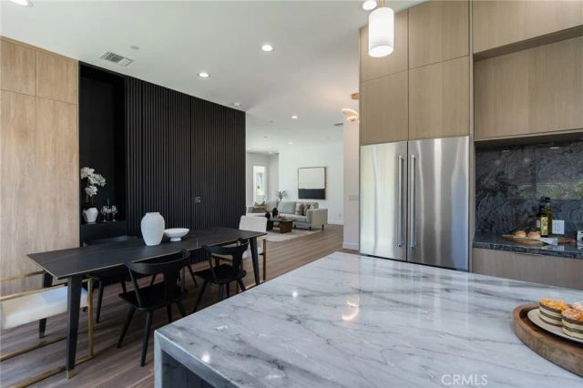 738 California Avenue, Simi Valley, CA 93065