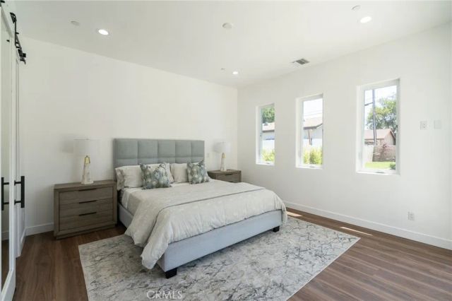 738 California Avenue, Simi Valley, CA 93065