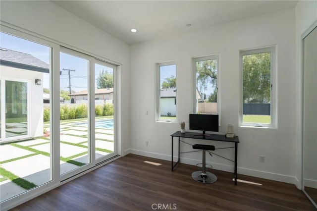738 California Avenue, Simi Valley, CA 93065