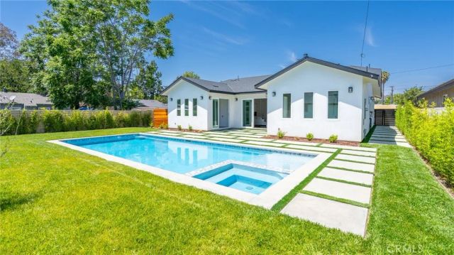 738 California Avenue, Simi Valley, CA 93065