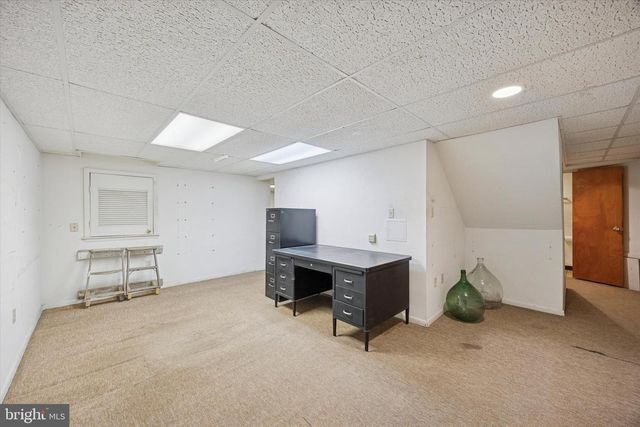 744 SCHOOL LINE DR, King Of Prussia, PA 19406