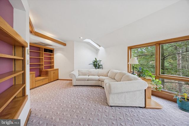 744 SCHOOL LINE DR, King Of Prussia, PA 19406