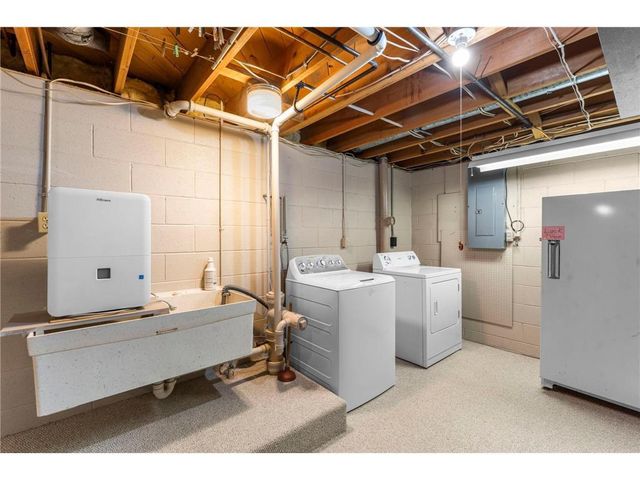 112 Elbert Drive, Rice Lake, WI 54868