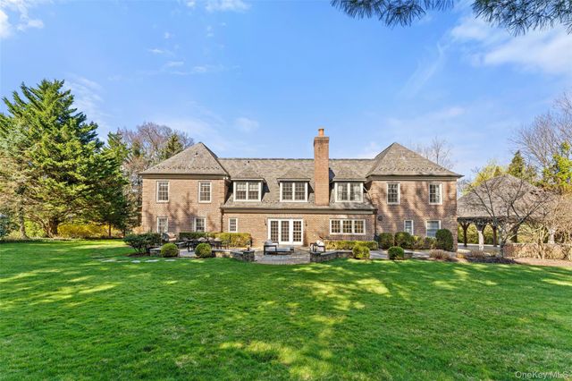 50 Greendale Road, Scarsdale, NY 10583
