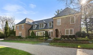 50 Greendale Road, Scarsdale, NY 10583