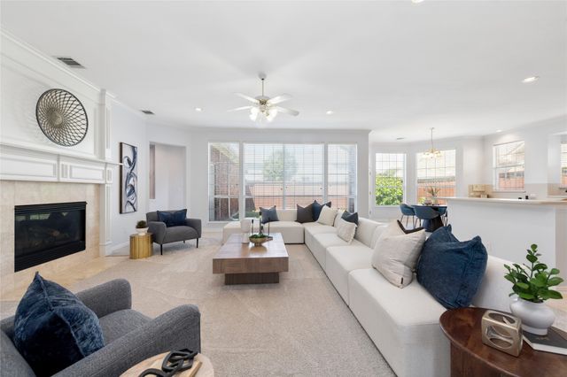 3825 Brookfield Drive, Plano, TX 75025