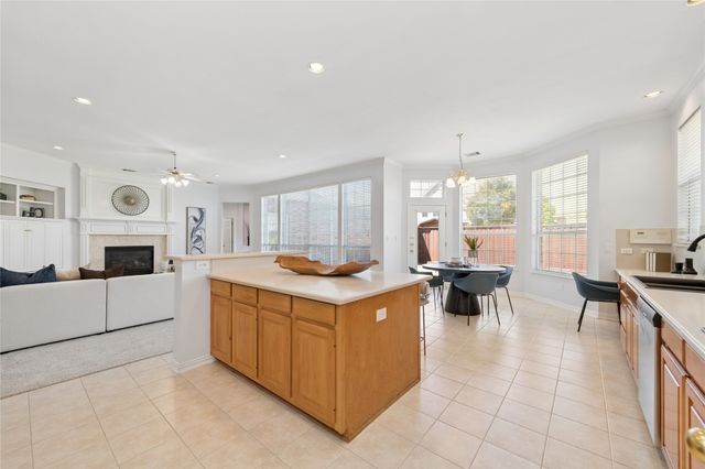 3825 Brookfield Drive, Plano, TX 75025