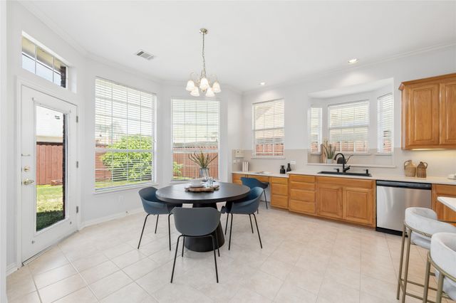 3825 Brookfield Drive, Plano, TX 75025