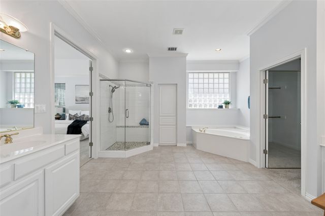 3825 Brookfield Drive, Plano, TX 75025