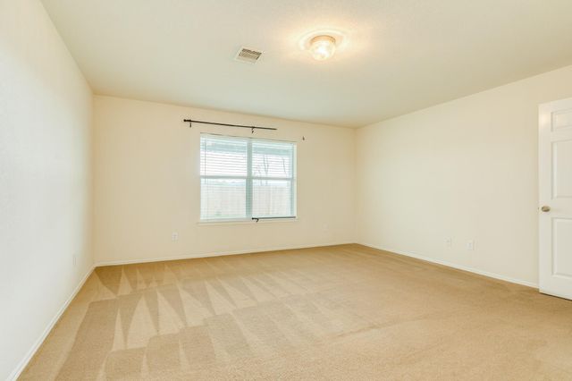 999 Brady Lane, Alvin, TX 77511