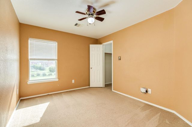 999 Brady Lane, Alvin, TX 77511