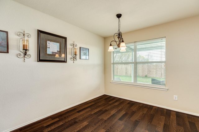 999 Brady Lane, Alvin, TX 77511