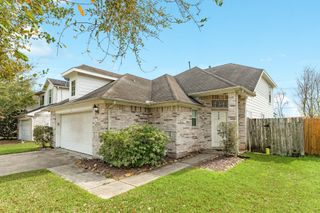 999 Brady Lane, Alvin, TX 77511