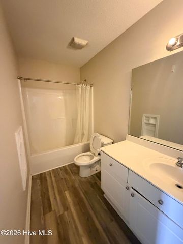 6300 Baylor Drive, Wilmington, NC 28412